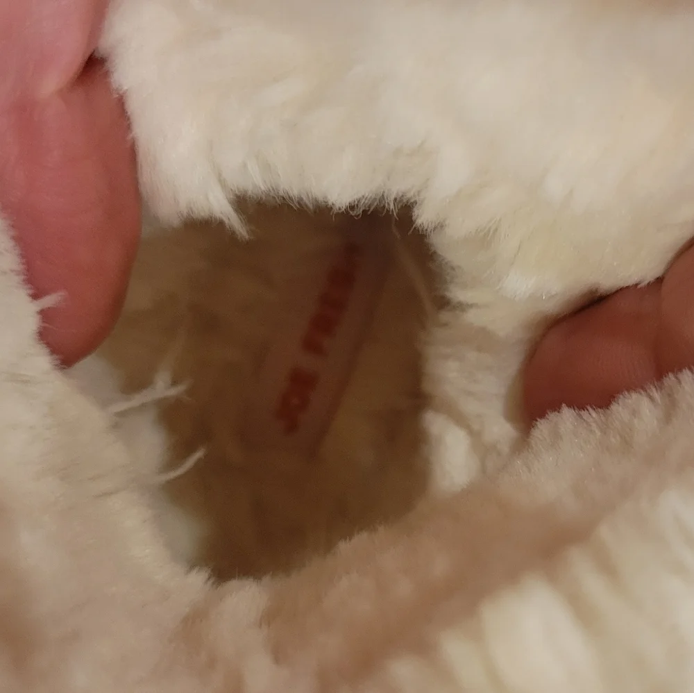 Joe Fresh Baby Faux Fur Star Velcro Winter boots Size 4